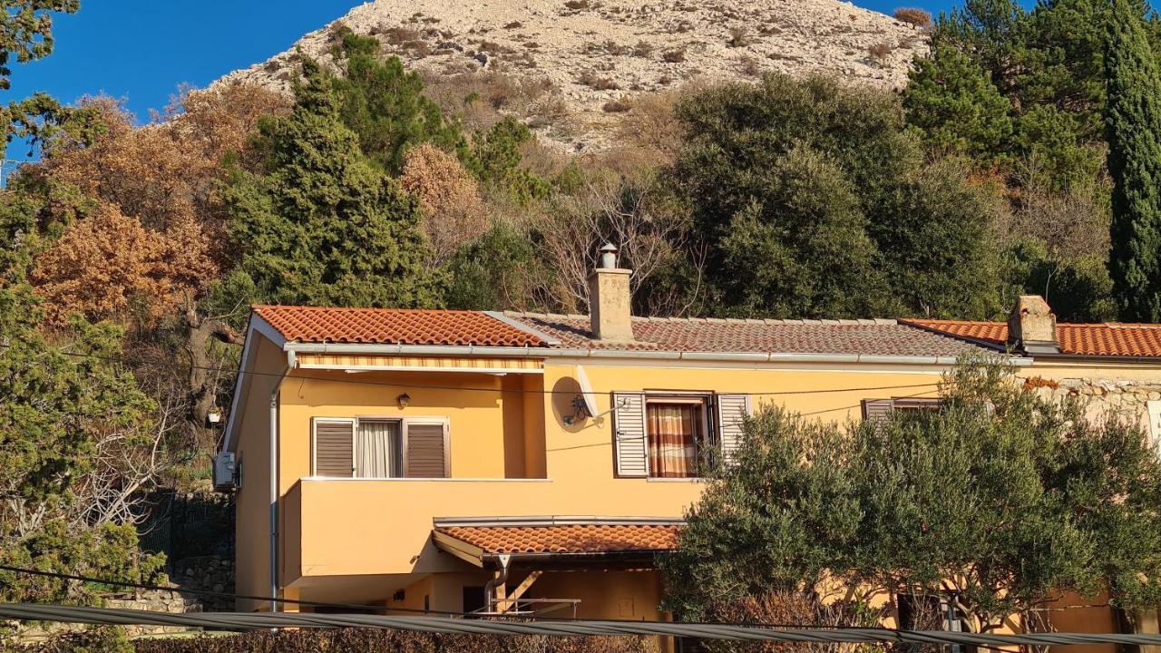 Studio Apartman Stara Baška Exteriér fotografie