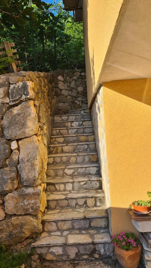Studio Apartman Stara Baška Exteriér fotografie