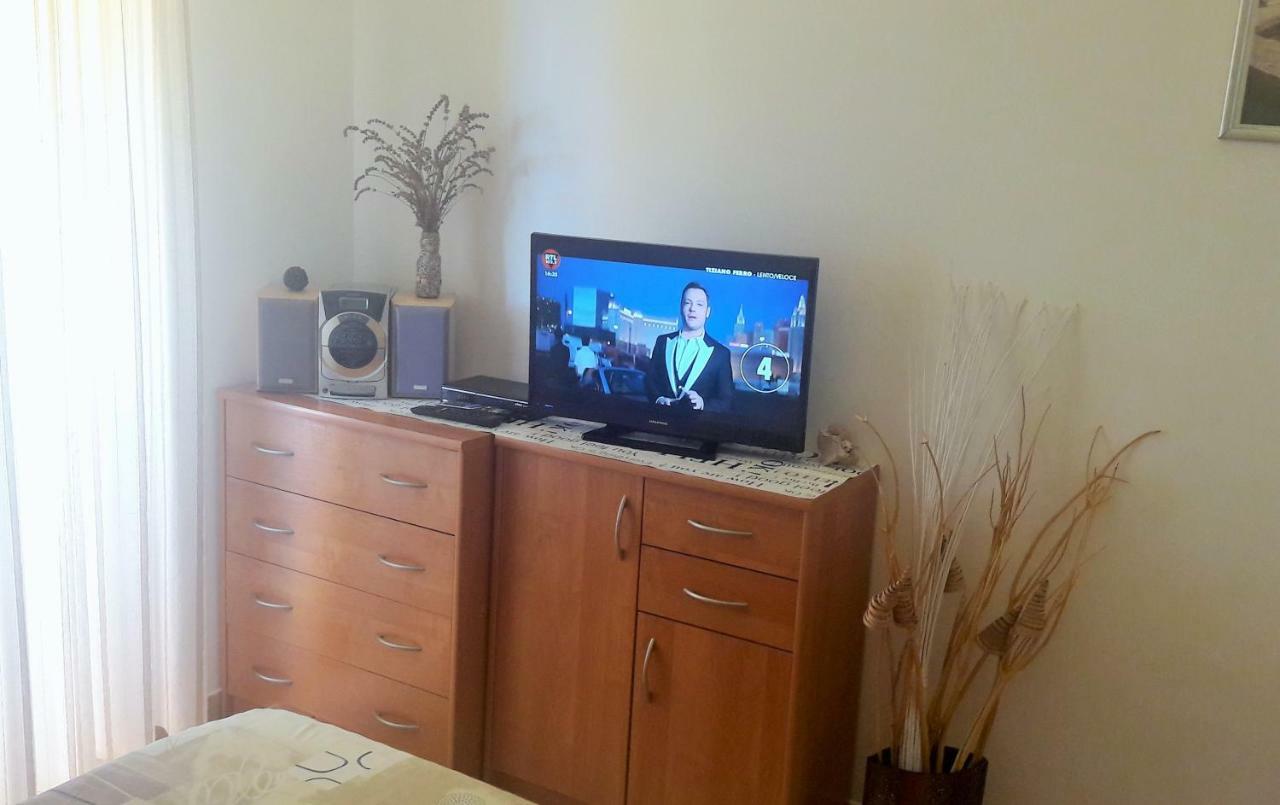 Studio Apartman Stara Baška Exteriér fotografie