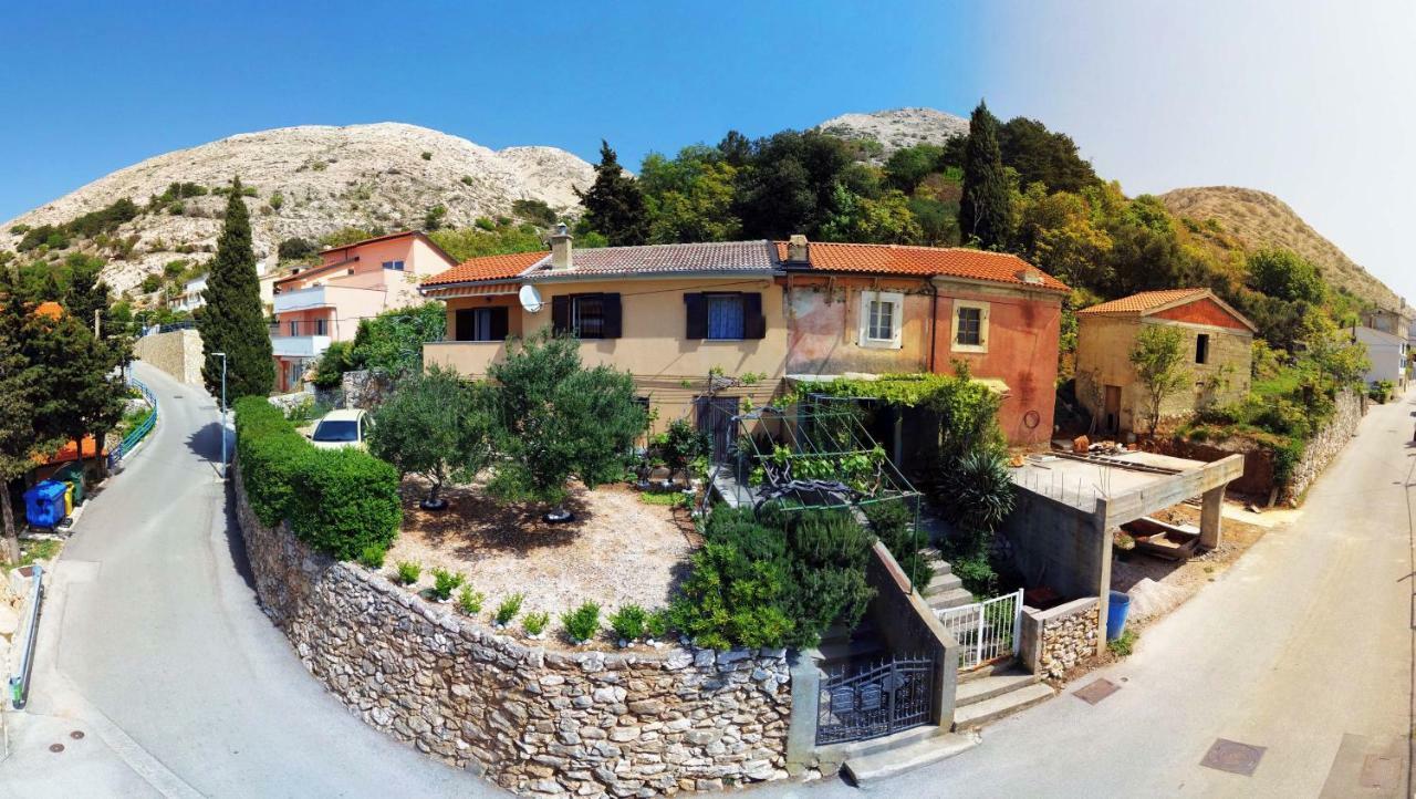 Studio Apartman Stara Baška Exteriér fotografie
