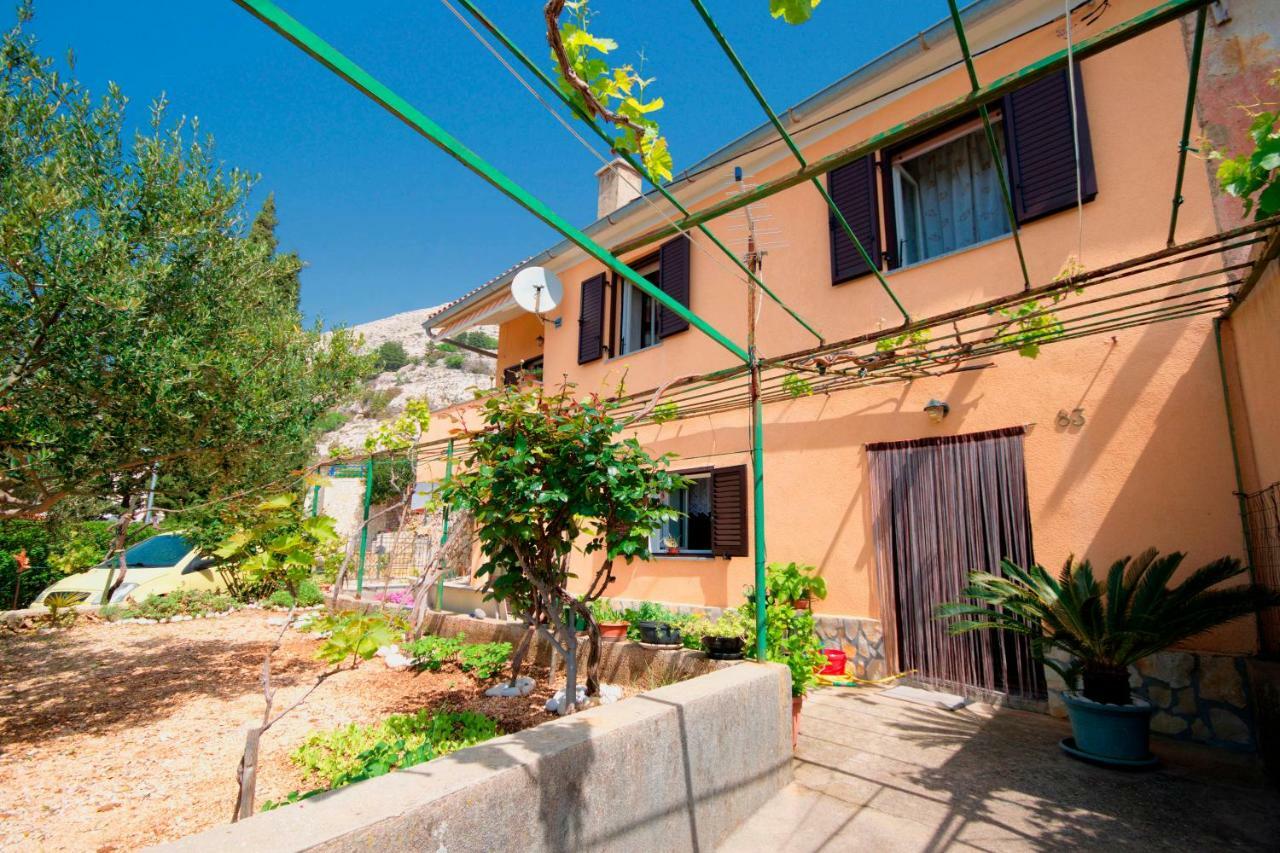 Studio Apartman Stara Baška Exteriér fotografie