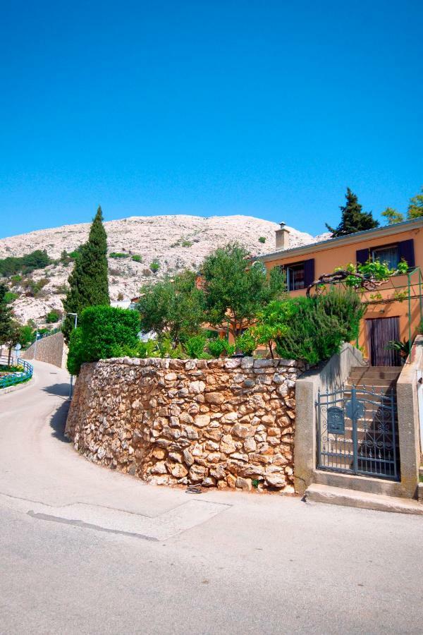 Studio Apartman Stara Baška Exteriér fotografie